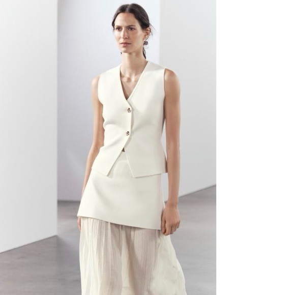 Zara Jackets & Blazers - Zara Ivory Buttoned Sweater Vest, Sz Small, Gold buttons